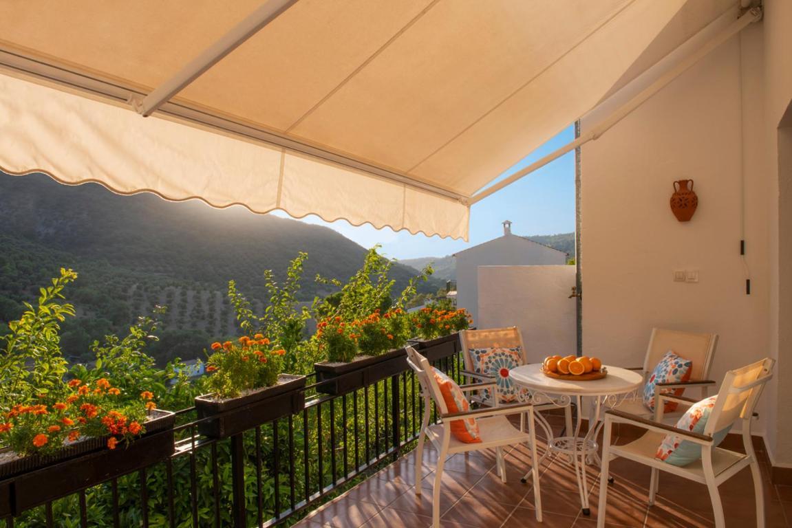 Stunning Home Benamahoma 4 Bed - Sierra Grazalema Екстериор снимка